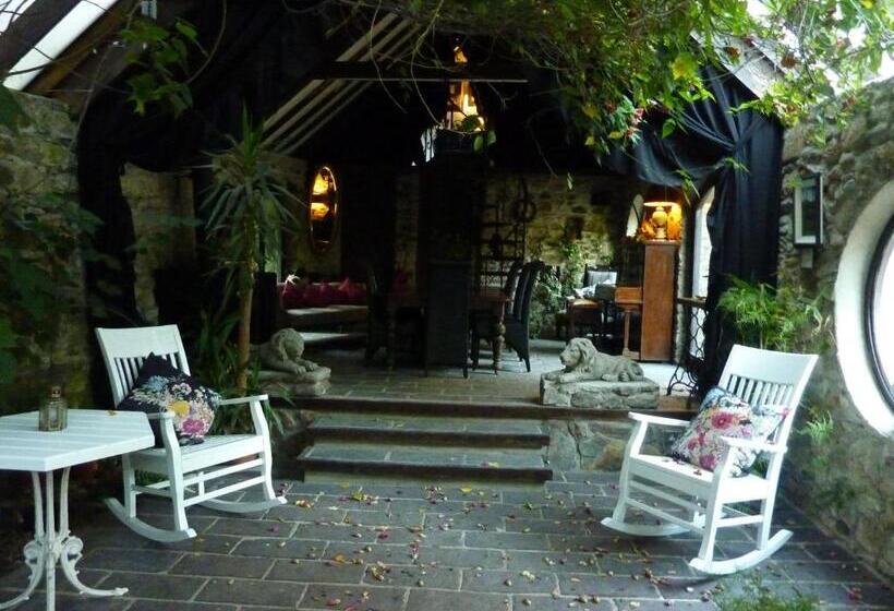 مبيت وإفطار Cullintra House