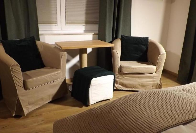 مبيت وإفطار Pension Geissler Reicher