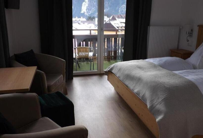 مبيت وإفطار Pension Geissler Reicher