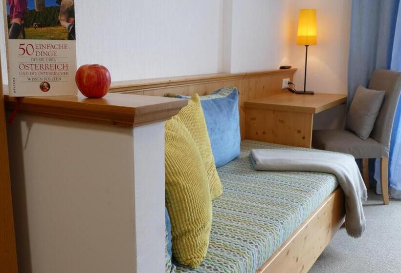 مبيت وإفطار Pension Geissler Reicher