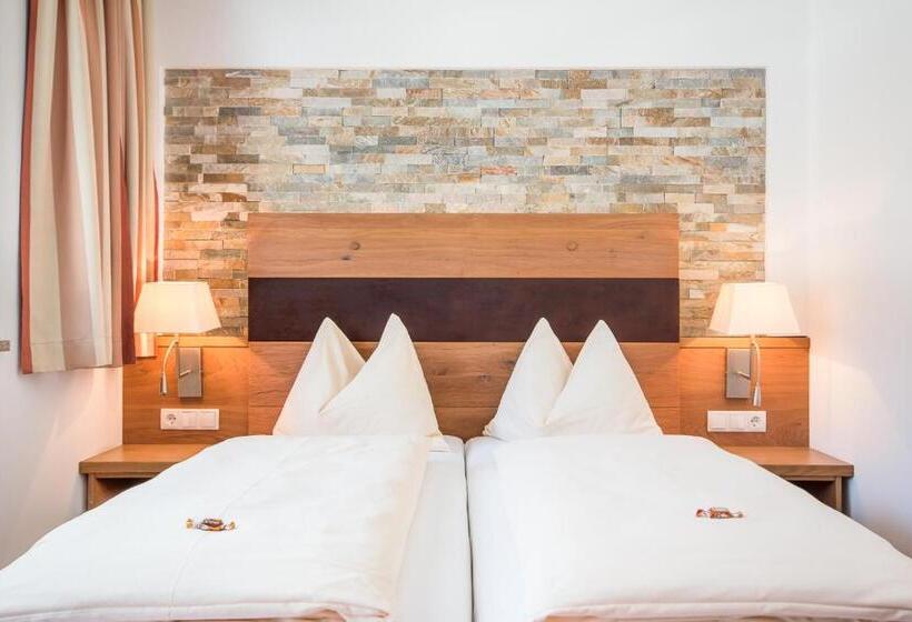 Hotell Alpenwelt Superior