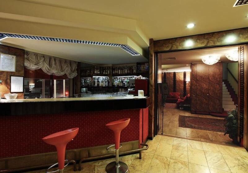 Отель Elisabeth Due