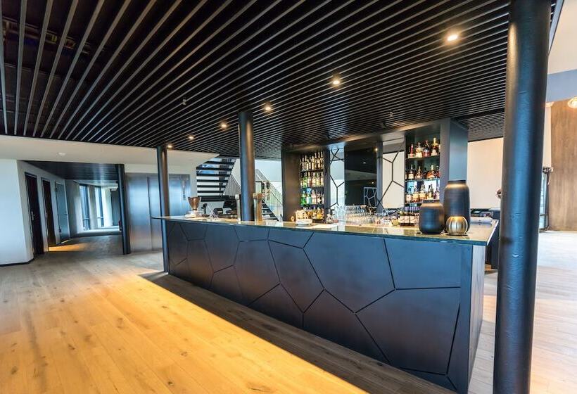 Fosshotel Glacier Lagoon