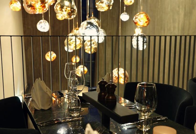 Fosshotel Glacier Lagoon