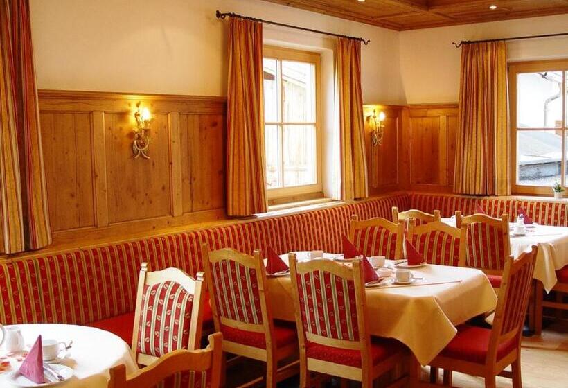 هتل Garni Apart Elfriede