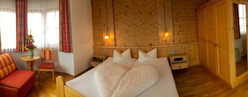 هتل Garni Apart Elfriede