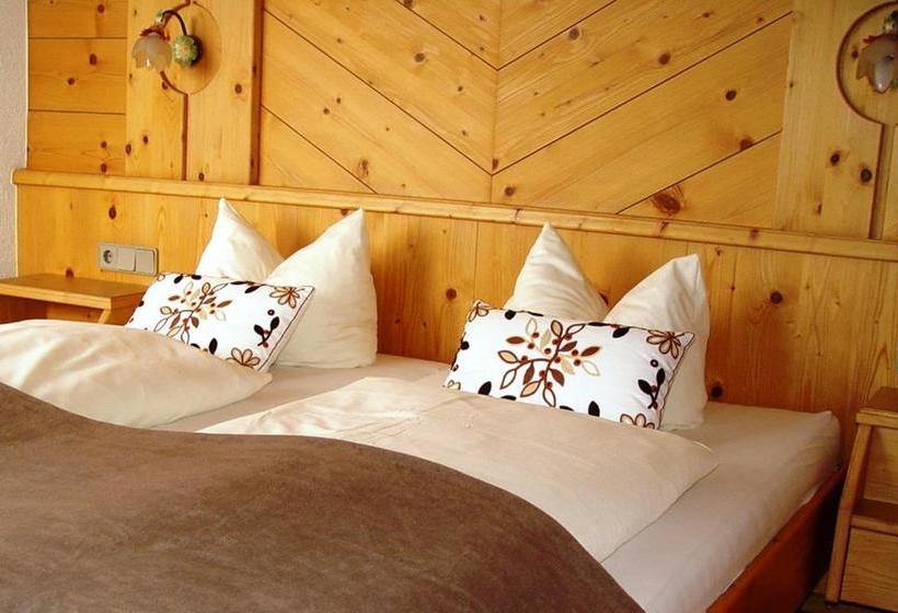 هتل Garni Apart Elfriede