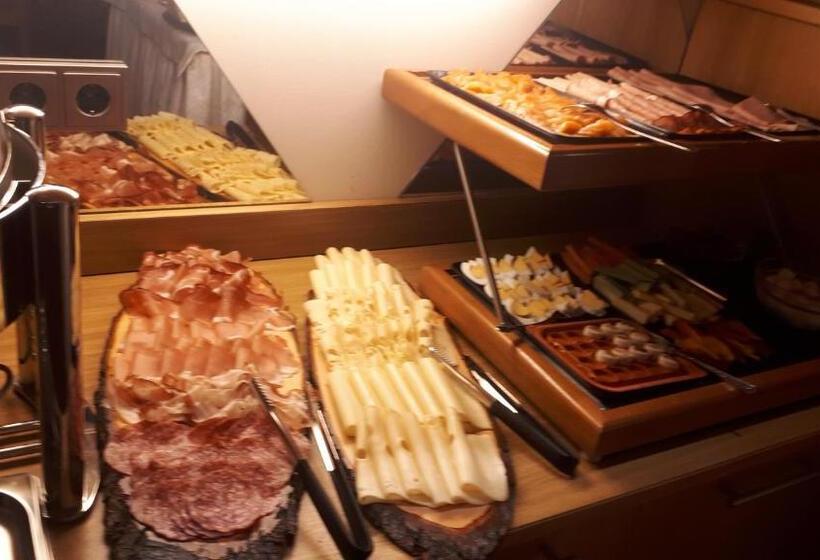 Отель Garni Viktoria