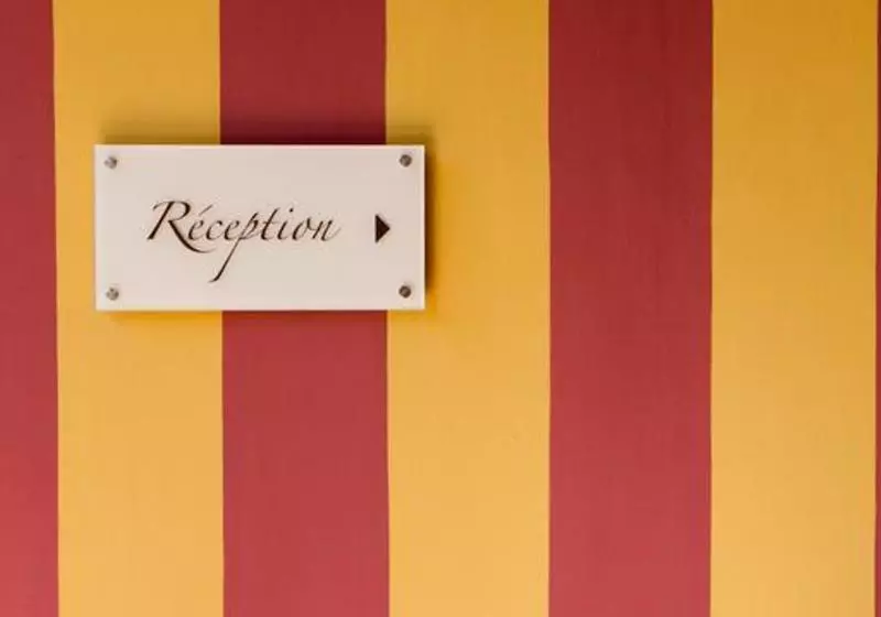 ホテル La Bastide Du Port   Hôtel De Charme
