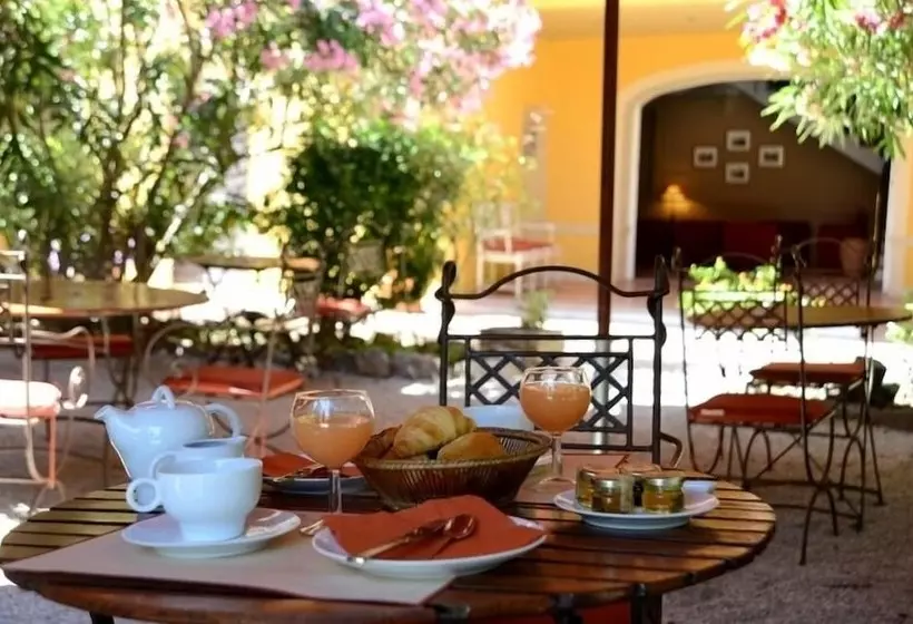 ホテル La Bastide Du Port   Hôtel De Charme