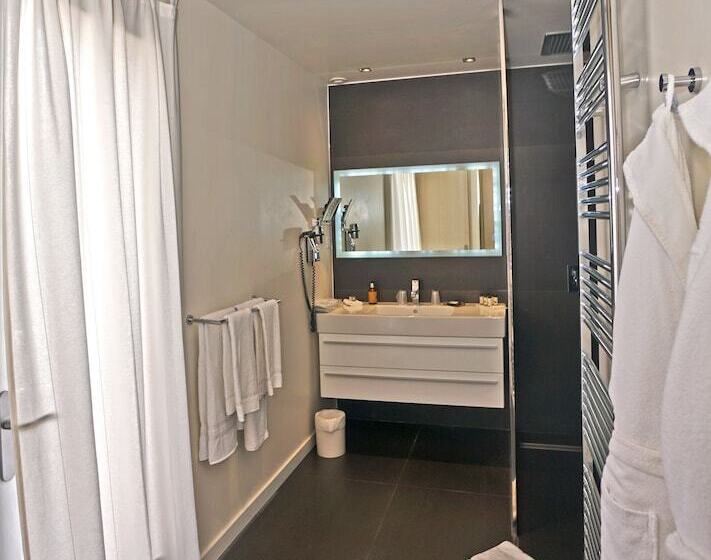 فندق La Bastide Du Port Hôtel De Charme