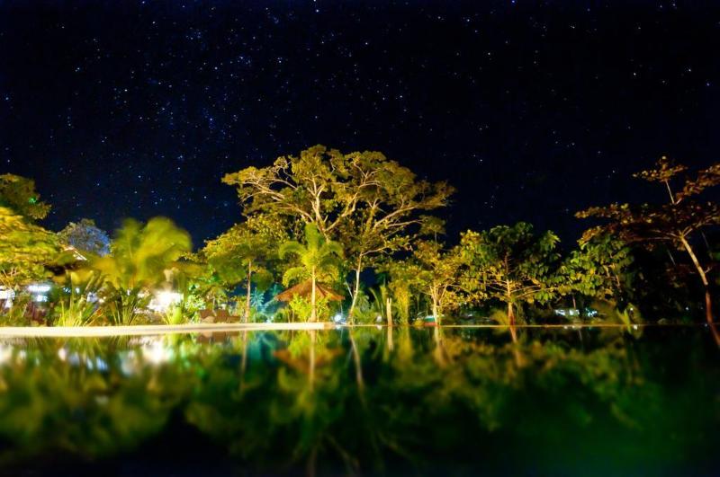Hotel Loboc River Resort