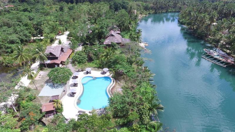 Hotel Loboc River Resort