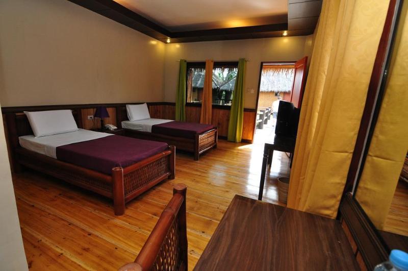 Hotel Loboc River Resort