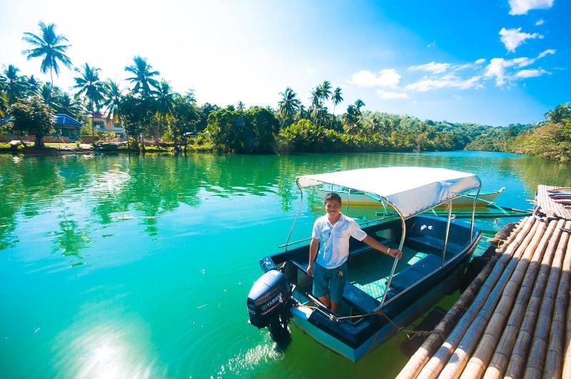 Hotel Loboc River Resort