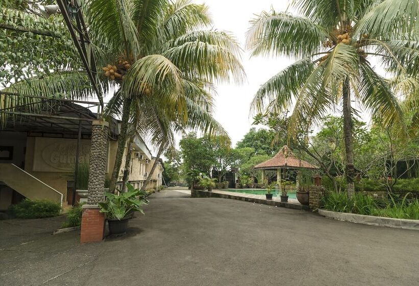 בית מלון כפרי Reddoorz @ Desa Cijulang Sentul