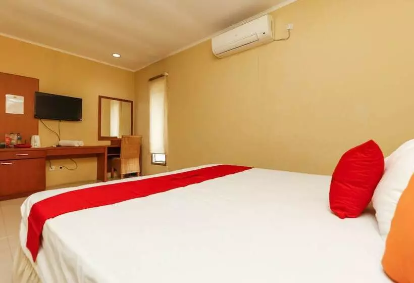 Hotelli Reddoorz @ Desa Cijulang Sentul