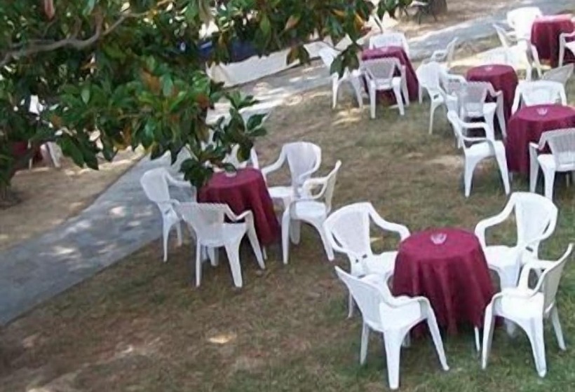 Hotelli Residence La Vignetta