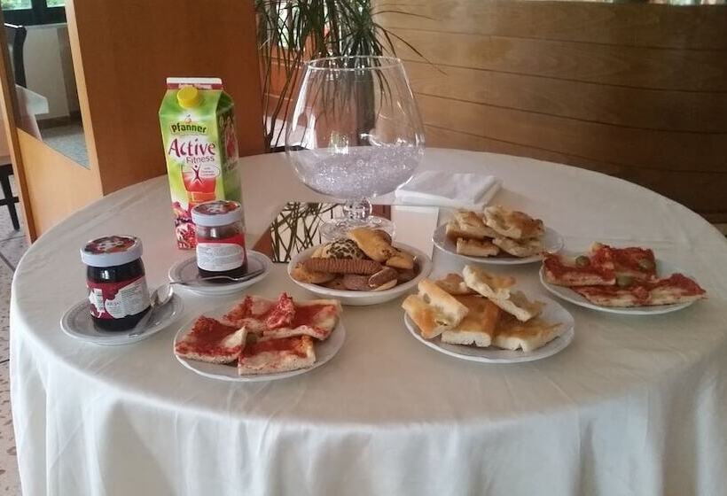 Hotelli Residence La Vignetta