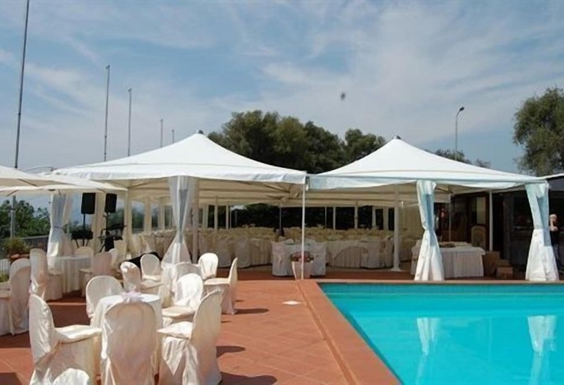 Hotelli Residence La Vignetta