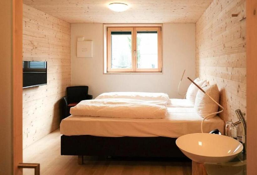 Отель Sleepwood