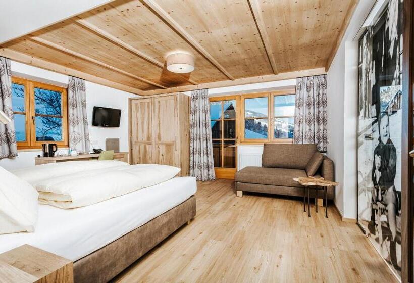 ホテル Thurnerhof