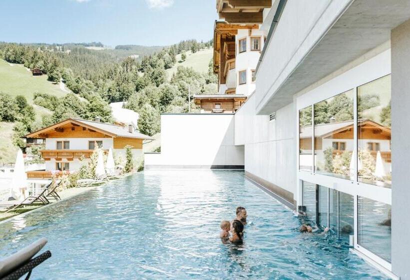 ホテル Thurnerhof