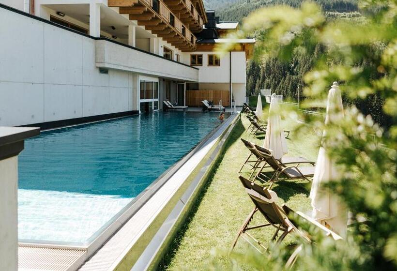 ホテル Thurnerhof