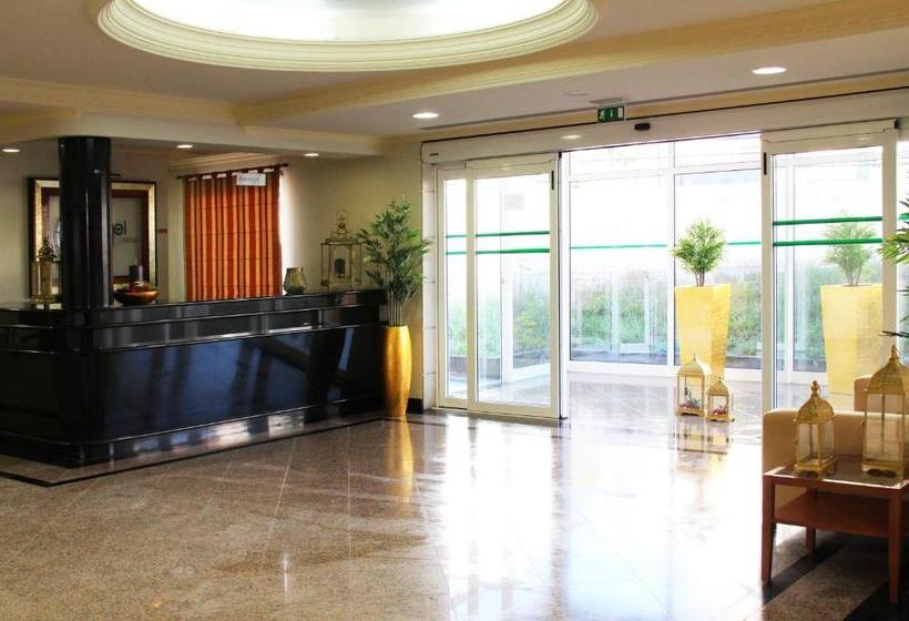 בית מלון כפרי Travel