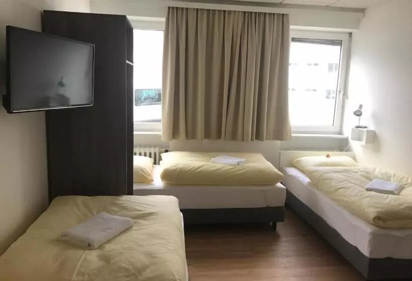 Montagehotel Bed & Steel