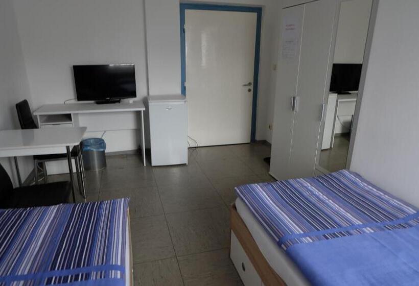 Montagehotel Bed & Steel