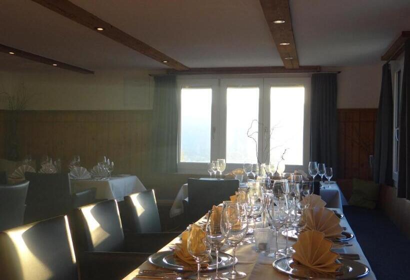 Waldrast Bed & Breakfast