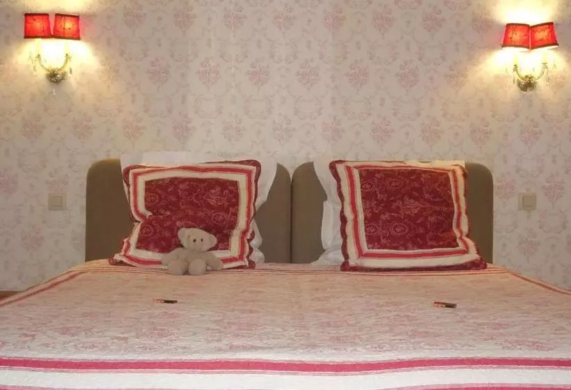 تختخواب و صبحانه Guesthouse Alizée