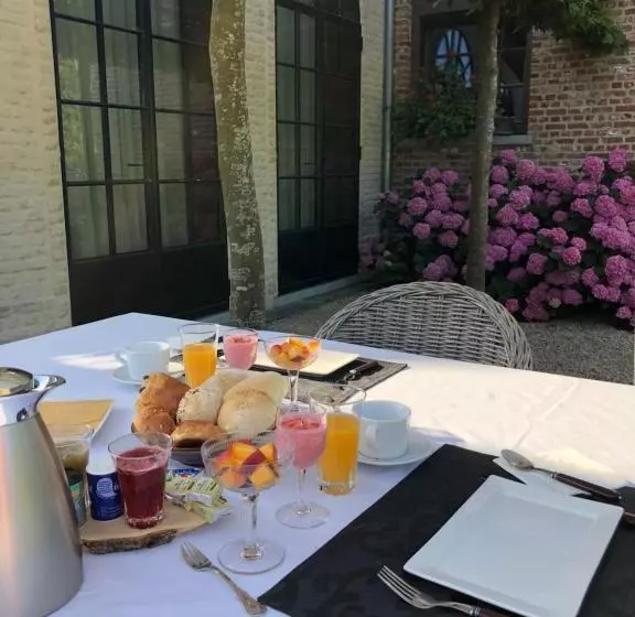 تختخواب و صبحانه Guesthouse Villa Vauban