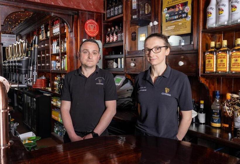 Bed and Breakfast Bugler Doyles Bar & Townhouse