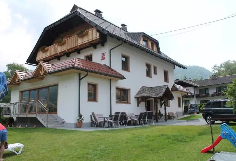 Aamiaismajoitus (B&B) Frühstückspension Seerose