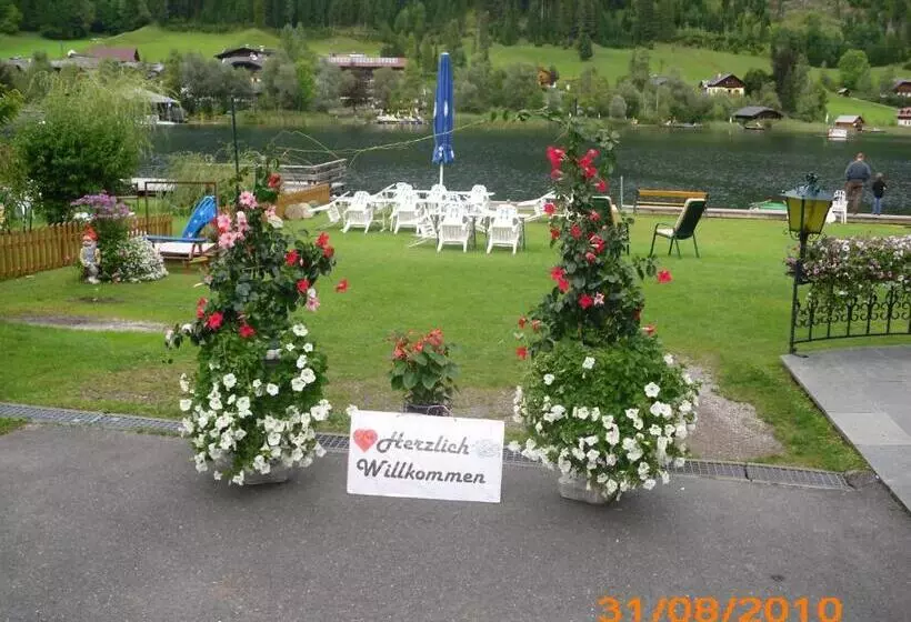 Aamiaismajoitus (B&B) Frühstückspension Seerose