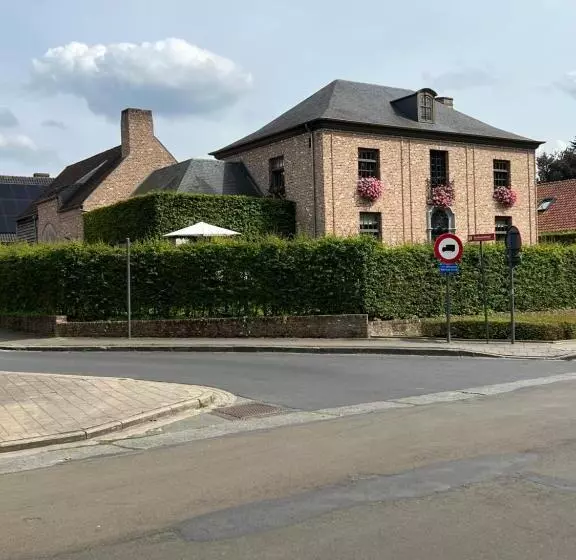 تختخواب و صبحانه Guesthouse Villa Vauban