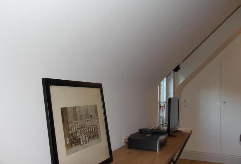 تختخواب و صبحانه Guesthouse Villa Vauban