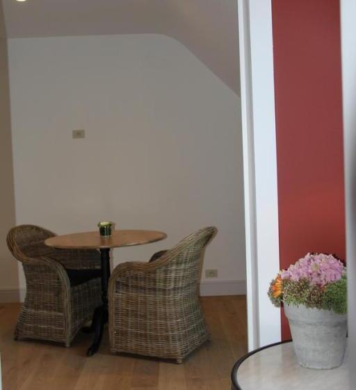 تختخواب و صبحانه Guesthouse Villa Vauban