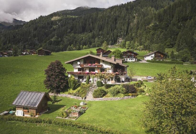 住宿加早餐  Sonnenhang Montafon