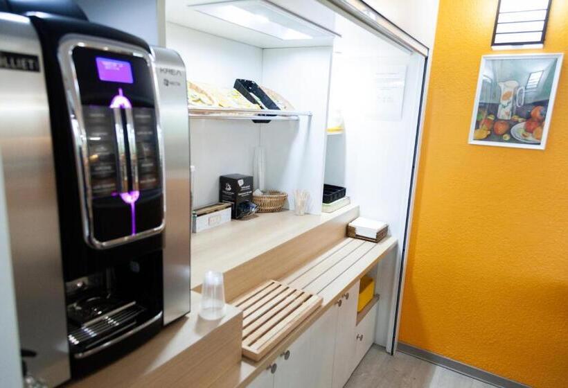 호텔 Class'eco Namur