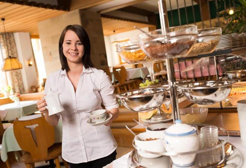 ホテル Garni Goldenes Kreuz