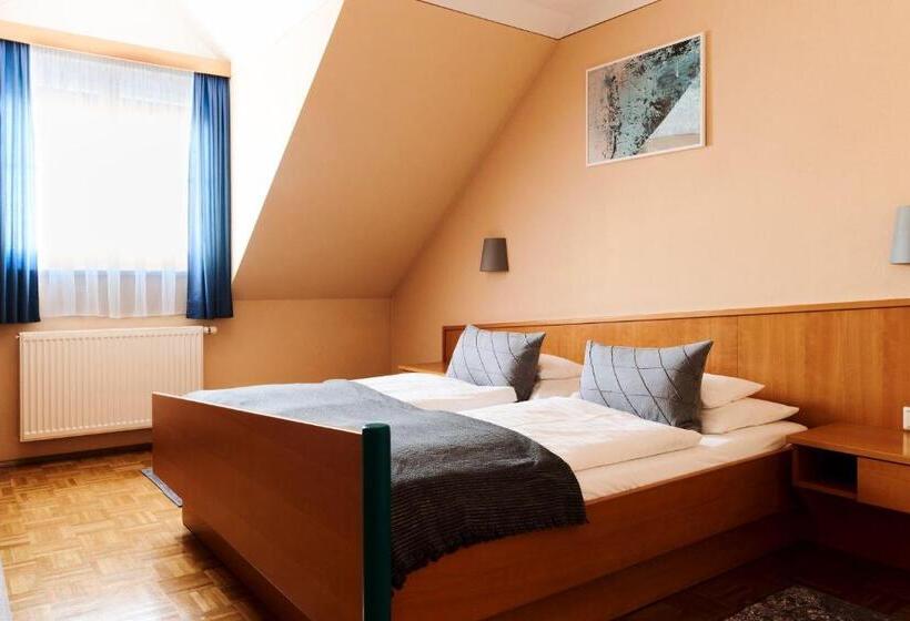 Hôtel Garni Thermenoase