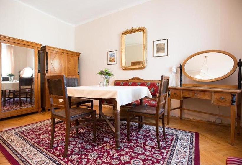 ホテル Garni Goldenes Kreuz