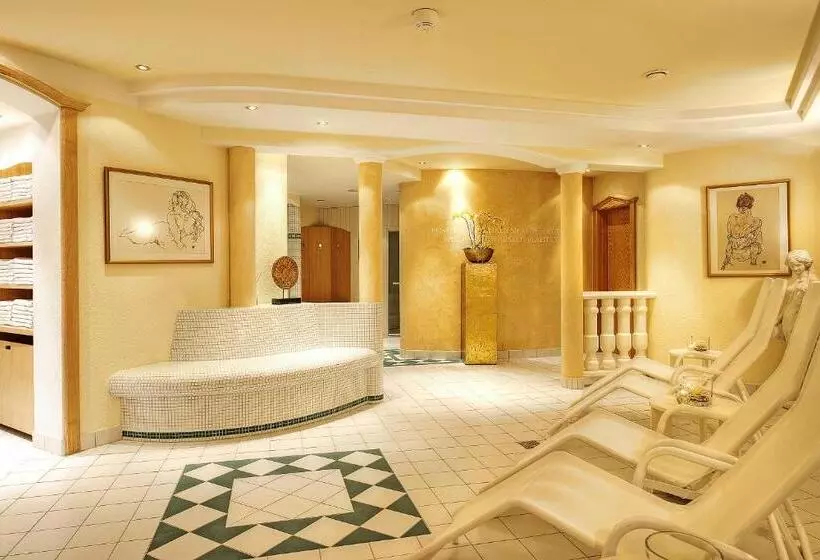 Otel Palin