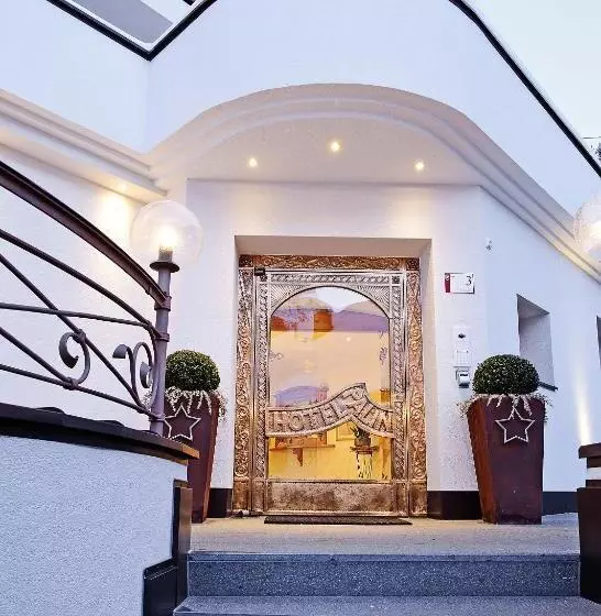 Otel Palin