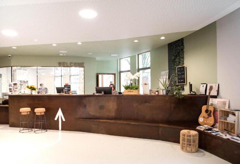 Liège Youth Hostel
