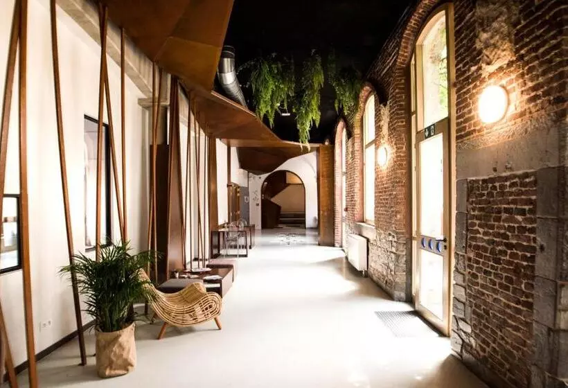 Liège Youth Hostel