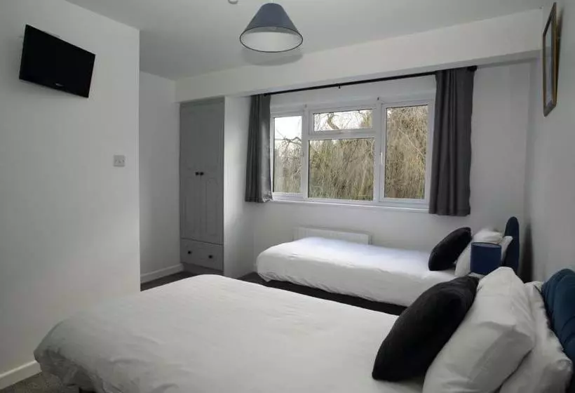Riverfield Bed And Breakfast